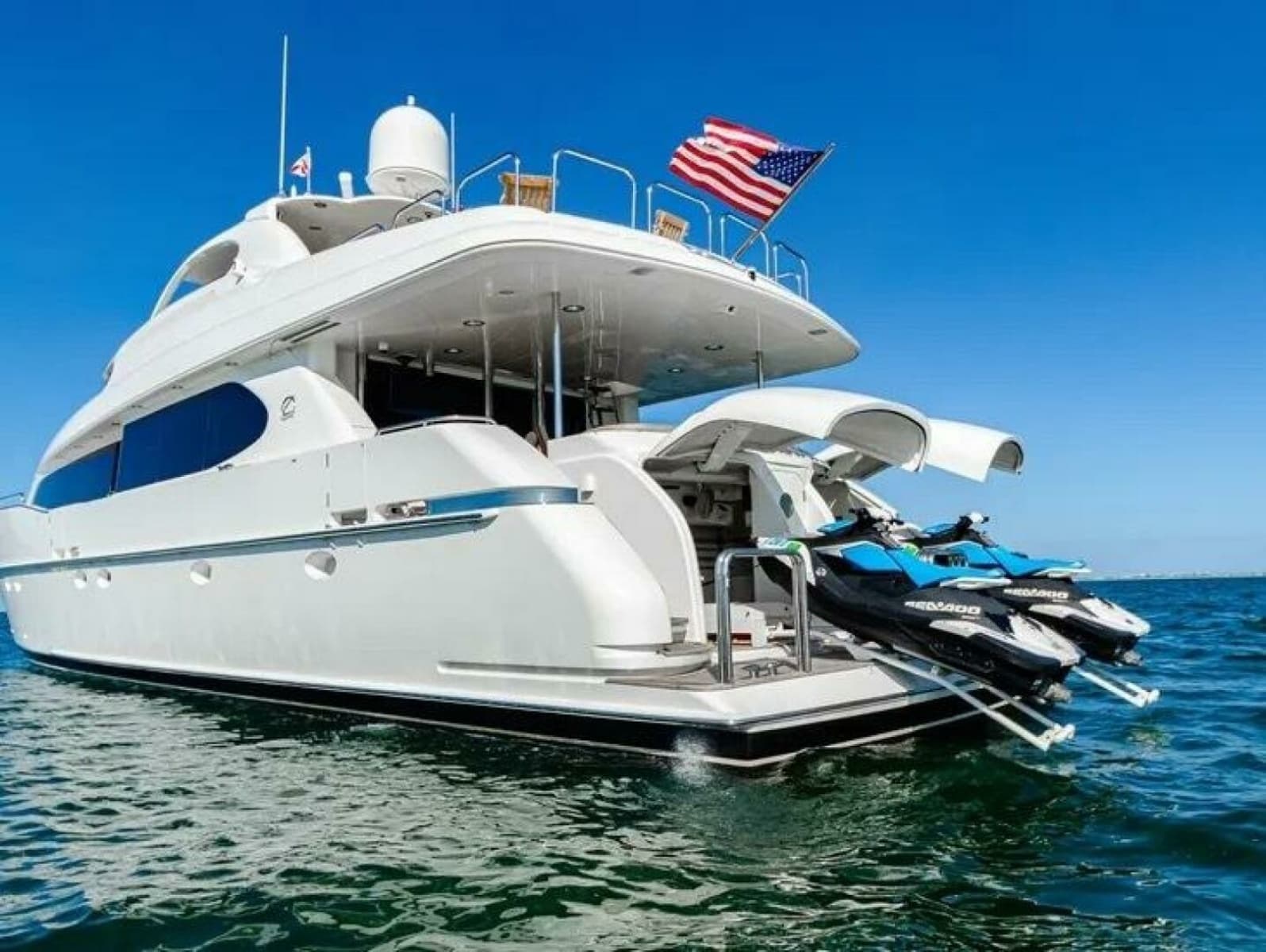 2001 Lazzara Yachts 94 Motor Yacht - Photo 159