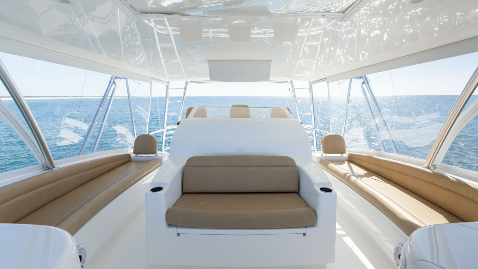 2019 Viking 68 Convertible - Photo 33
