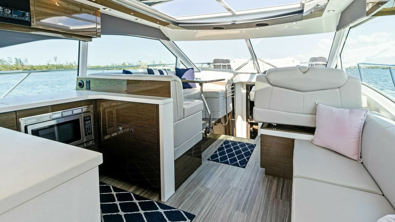 2019 Cruisers Yachts 45 Cantius - Photo 77