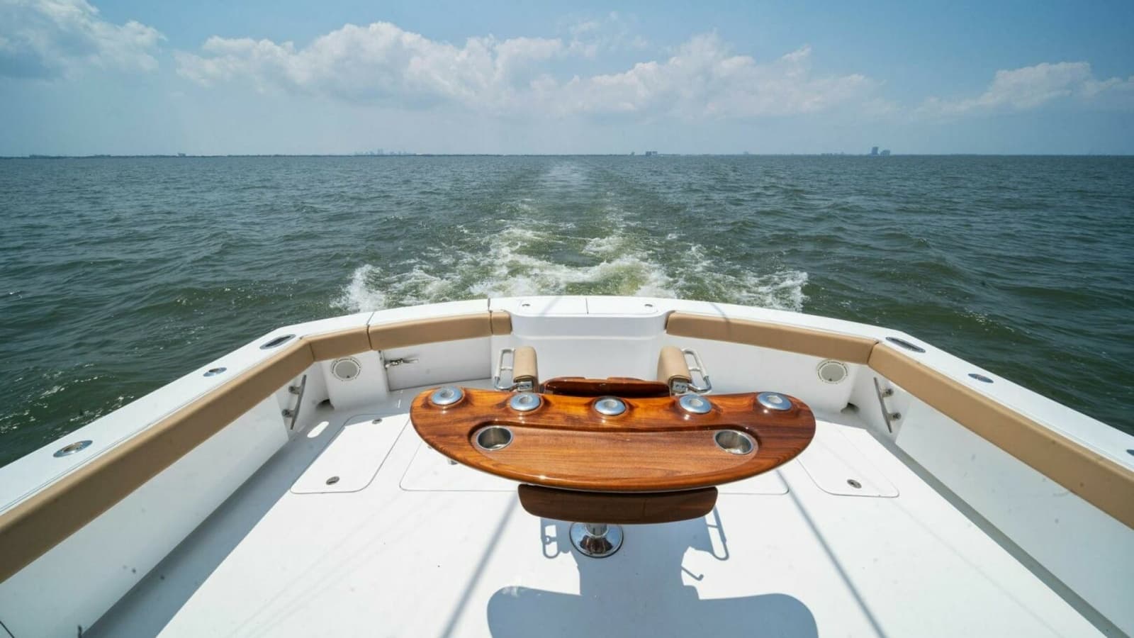 2003 Hatteras 54 Convertible - Photo 3