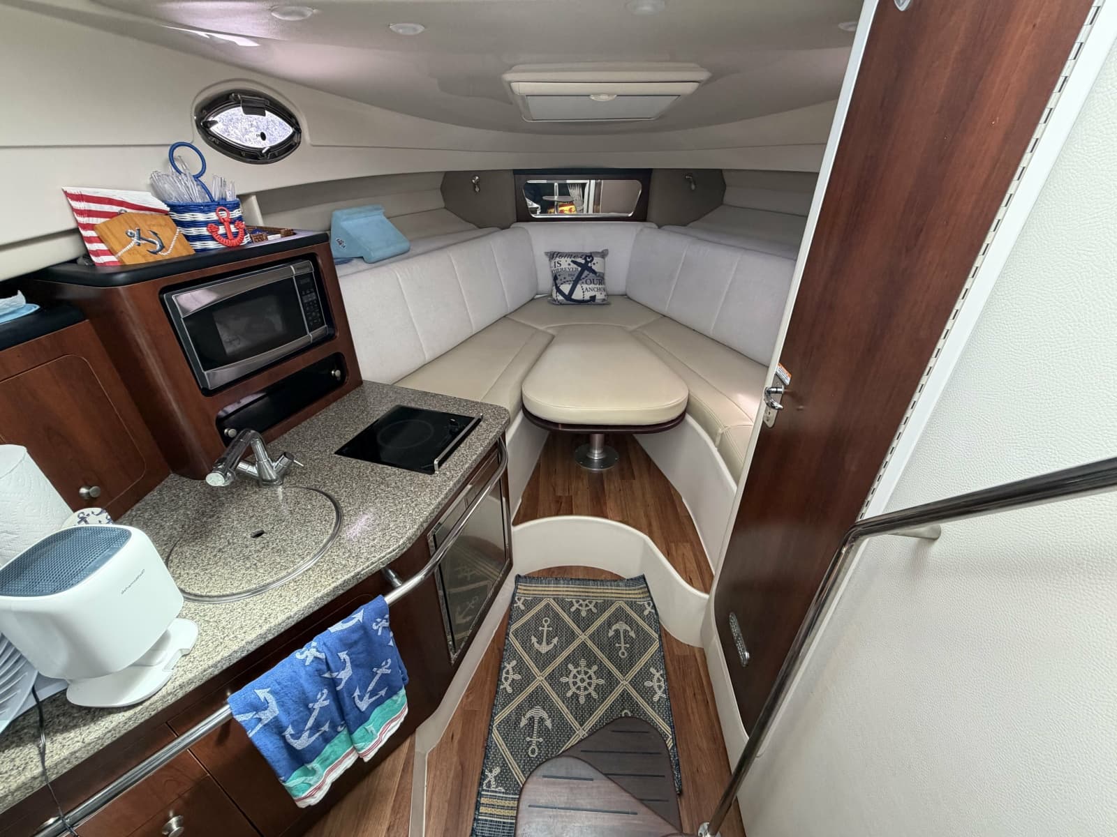 2016 Robalo R305 - Photo 12