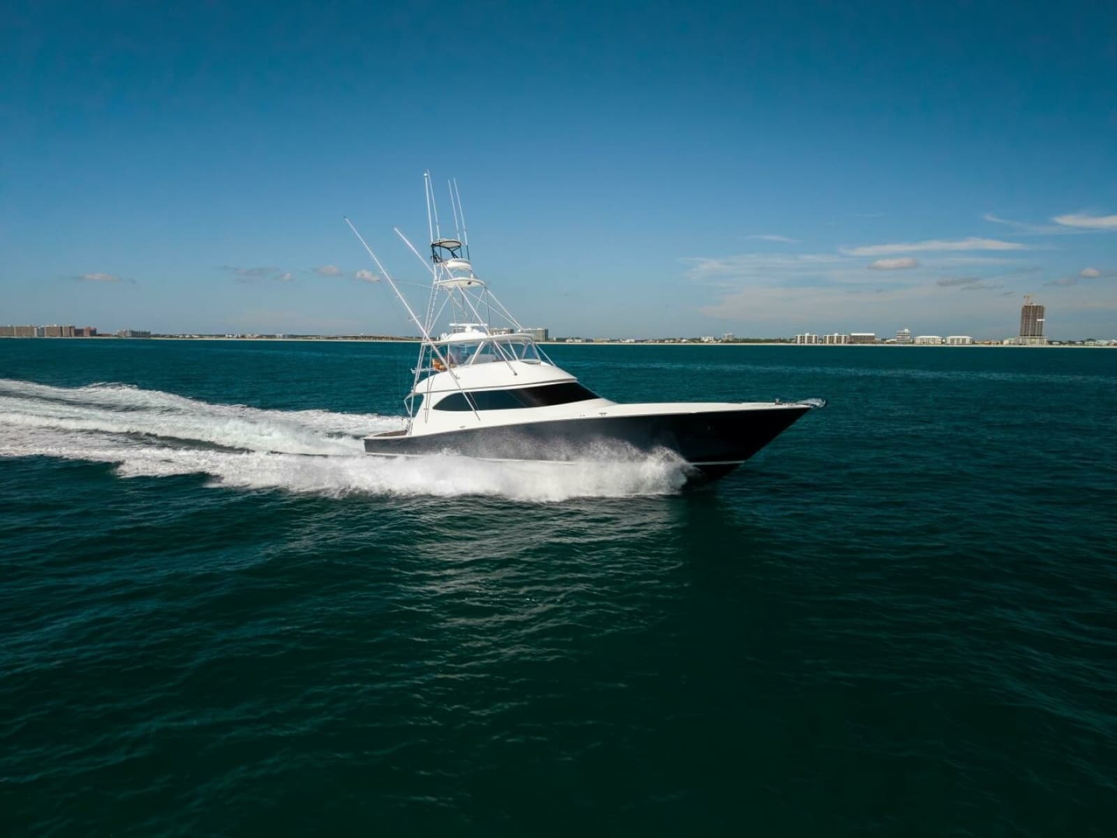 2013 Viking 76 Convertible - Photo 93