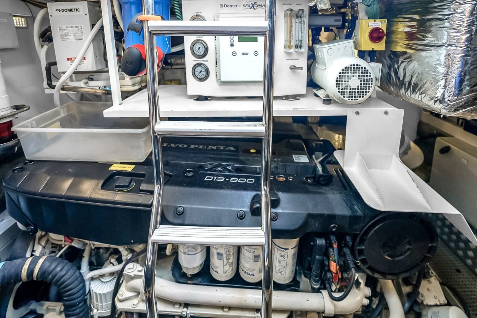 2016 Princess V58 - Photo 74