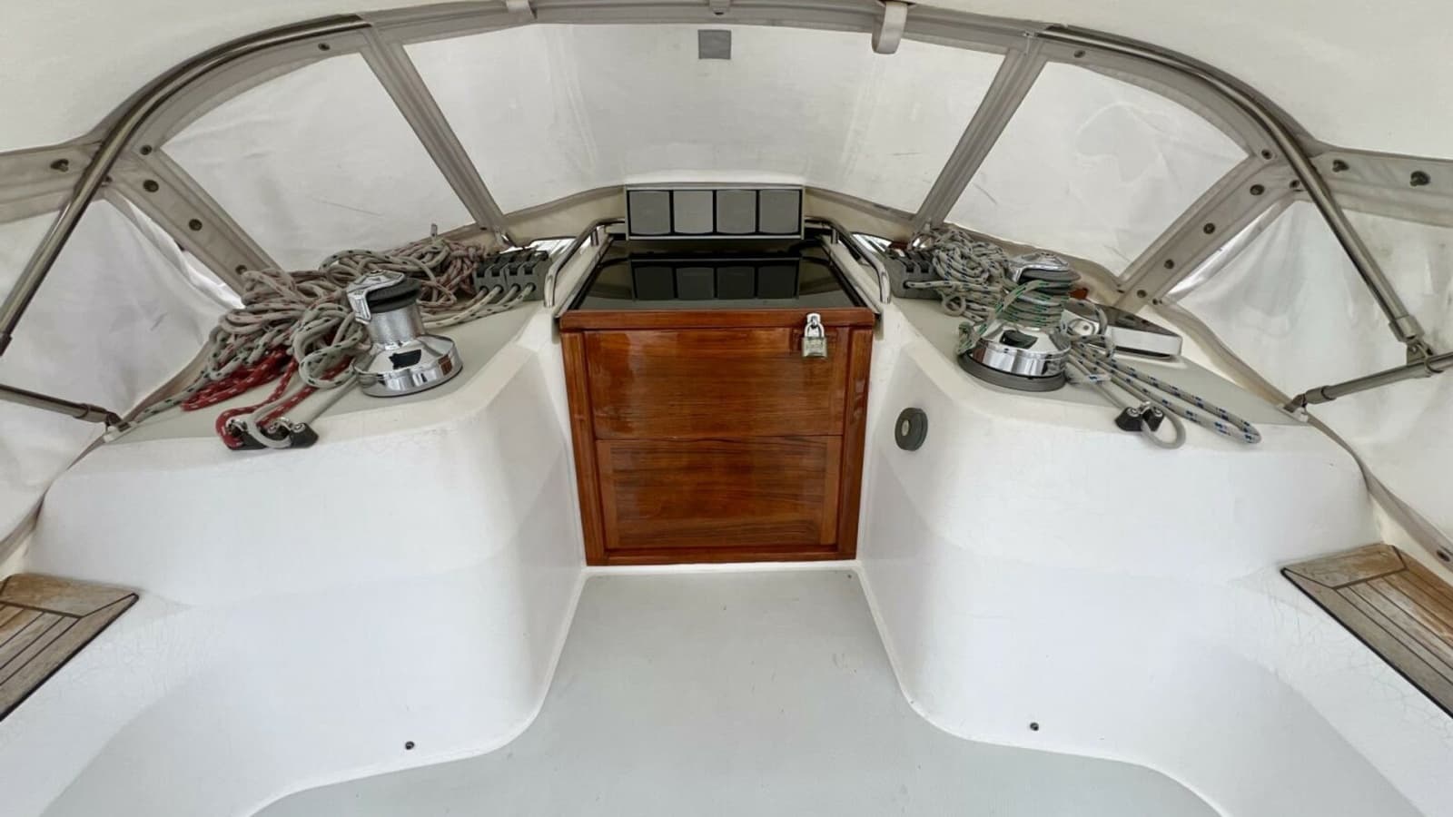 1999 Sabre 402 Sail - Photo 27