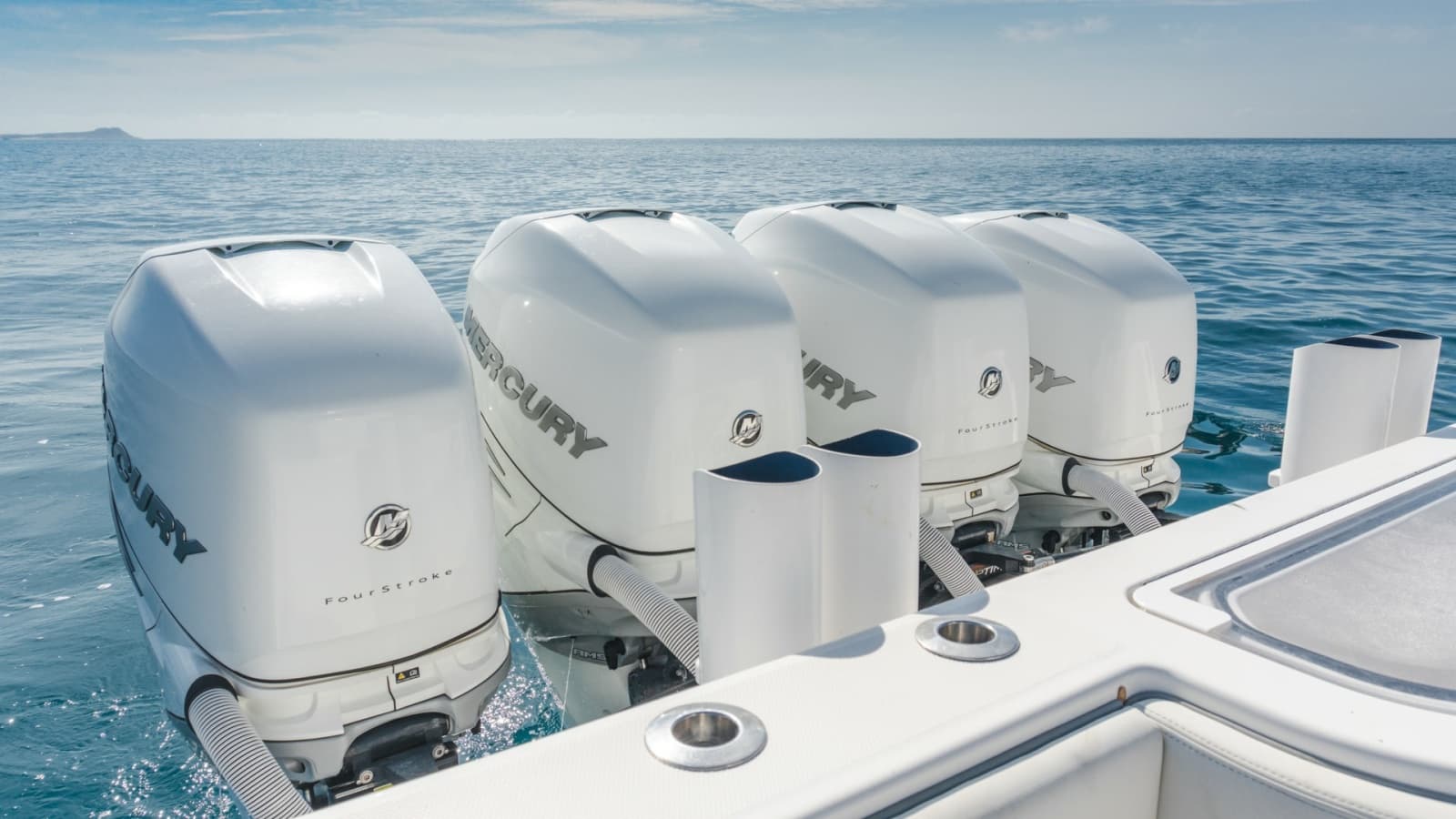 2021 Invincible 42 Center Console - Photo 7