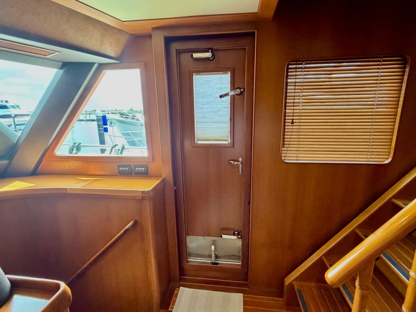 2012 Alaskan 70 Motor Yacht - Photo 30
