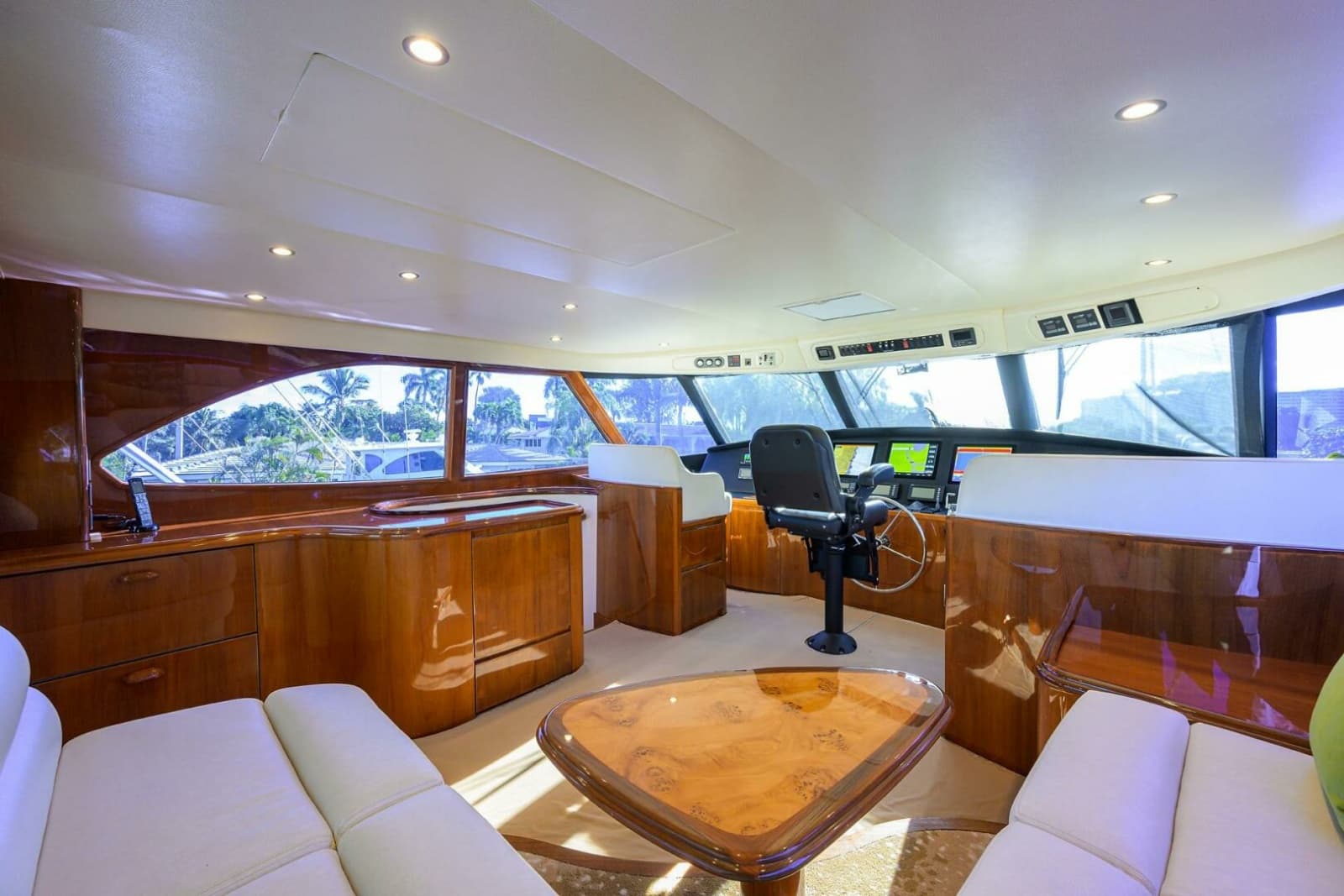 2014 Viking 76 Enclosed Bridge - Photo 46