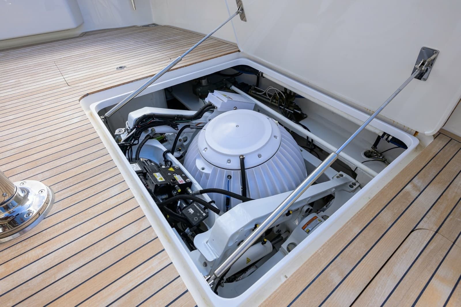 2008 Viking 68 Convertible - Photo 29