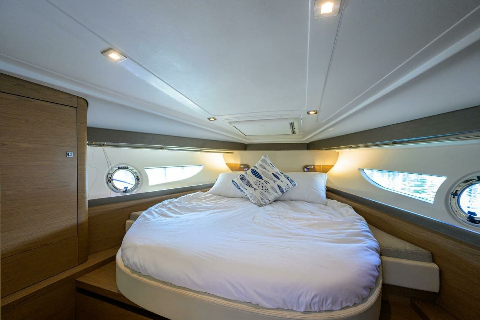 2015 Beneteau 38 GT - Photo 13
