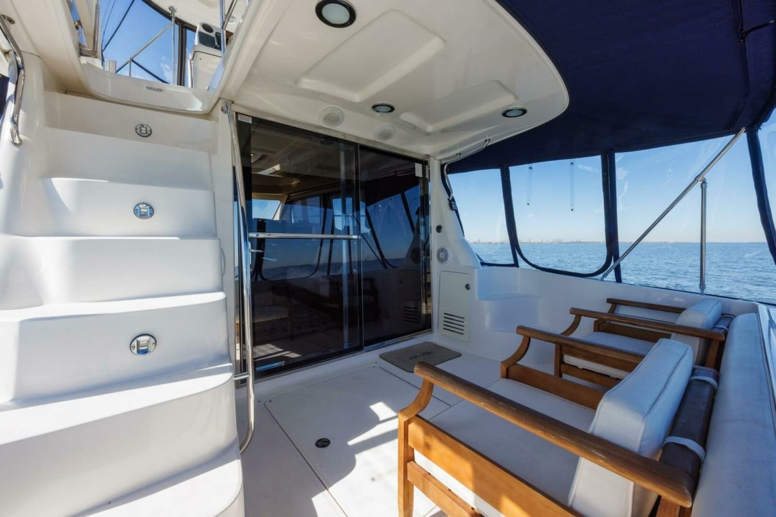 2006 Sea Ray 52 Sedan Bridge - Photo 7