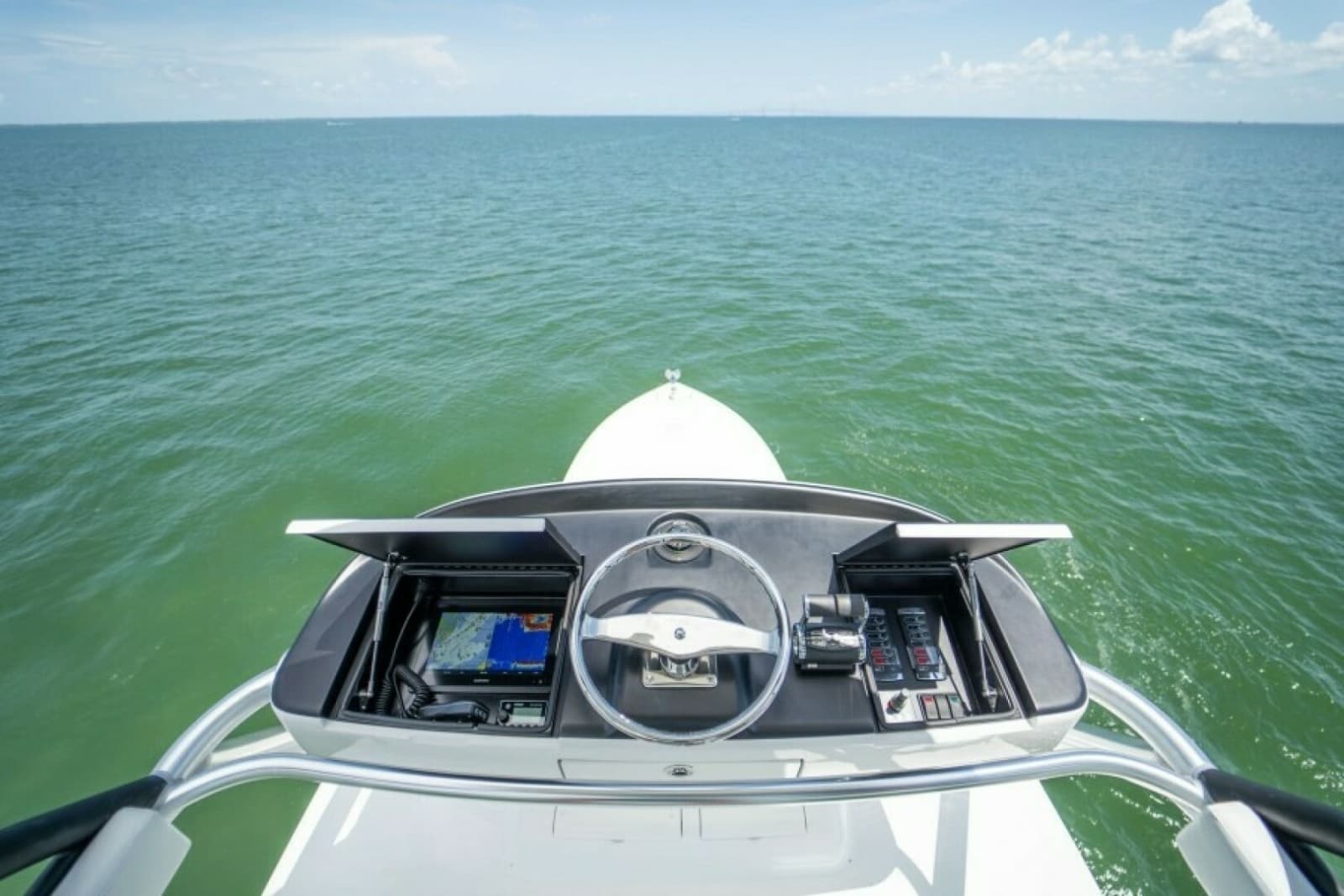 2018 Viking 72 Convertible - Photo 6