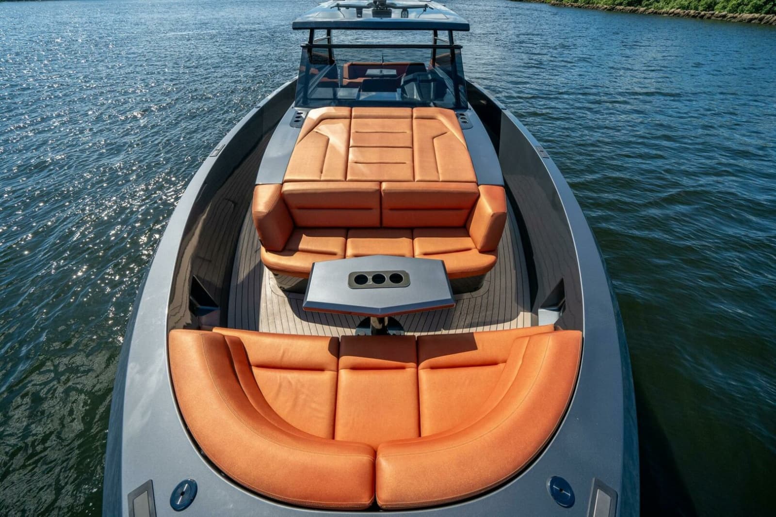2022 Vanquish Yachts VQ45 - Photo 4