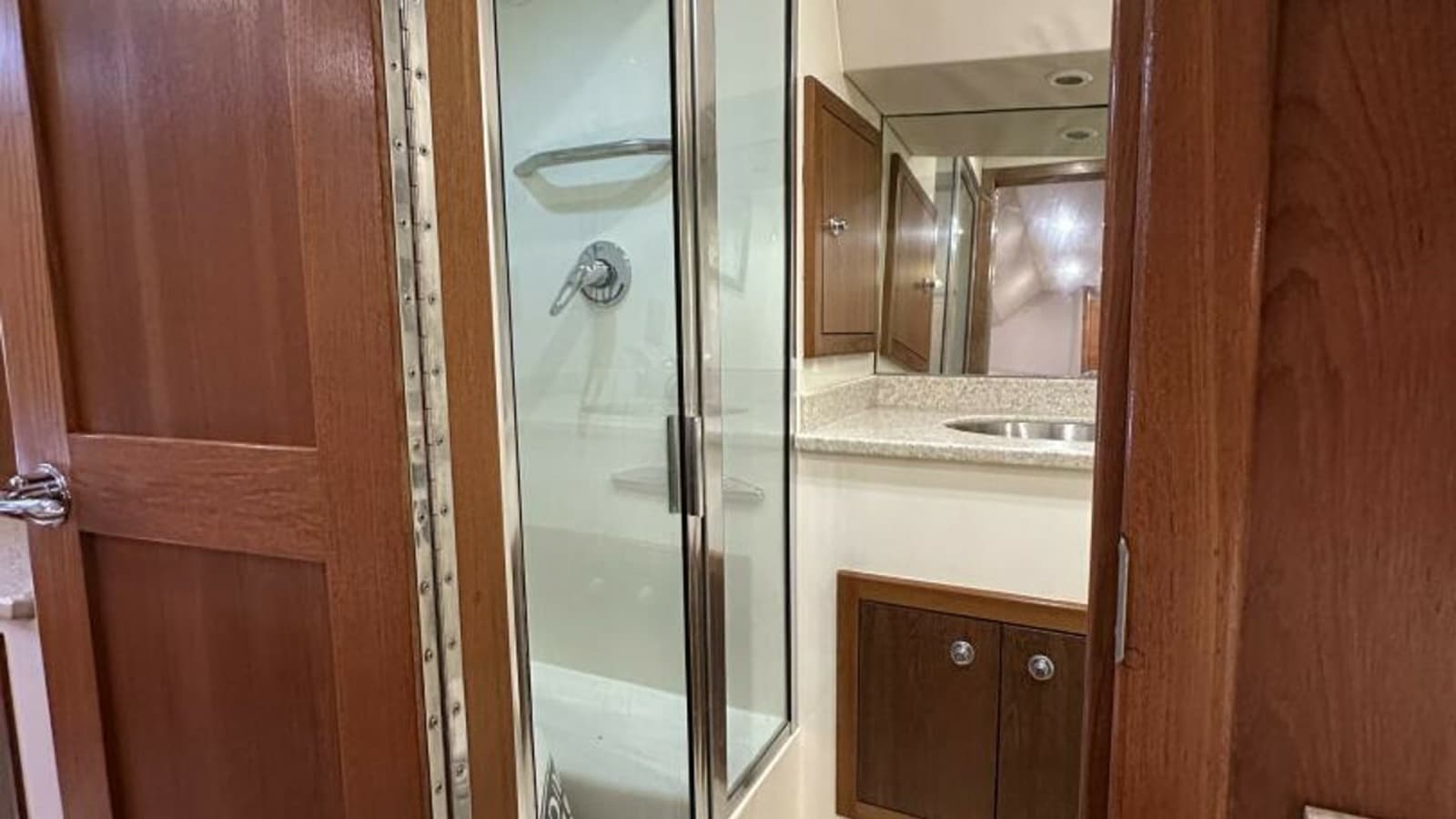 2007 Albemarle 360 Express - Photo 12