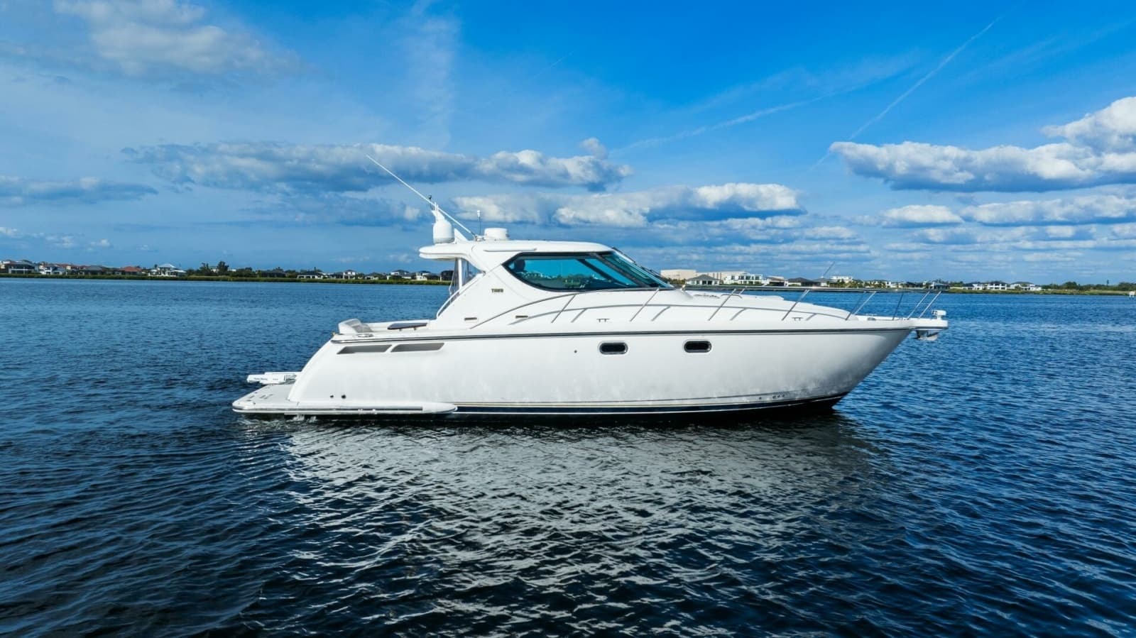 2007 Tiara Yachts 4300 Sovran - Photo 1