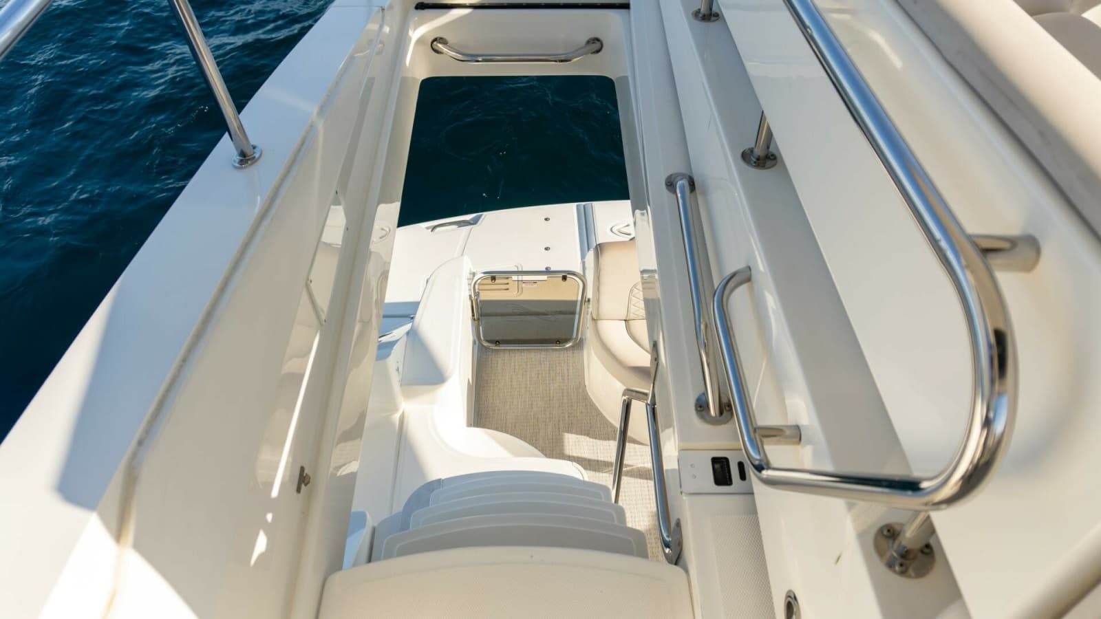 2017 Sea Ray 51 Flybridge - Photo 26