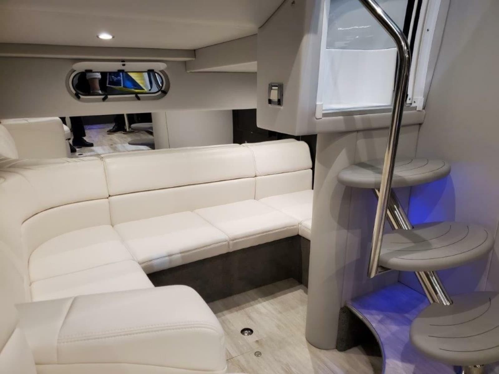 2020 Formula 34 Performance Cruiser - Photo 2