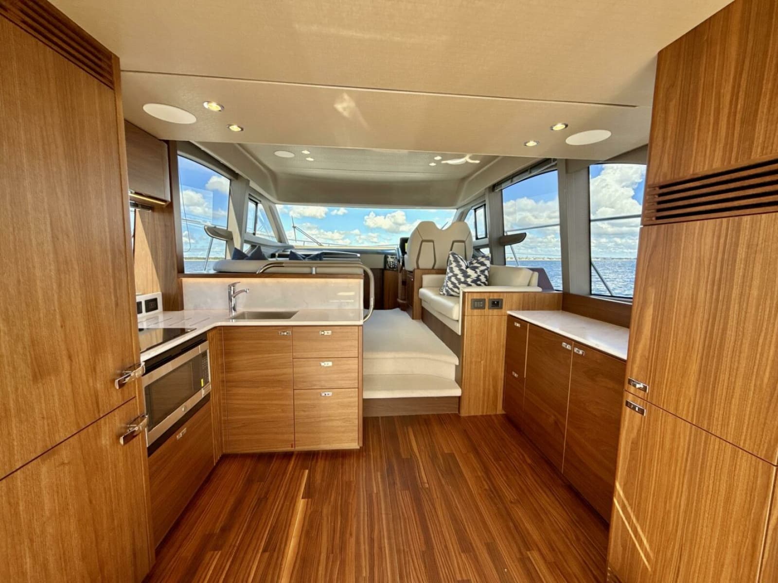 2026 Princess F50 - Photo 12