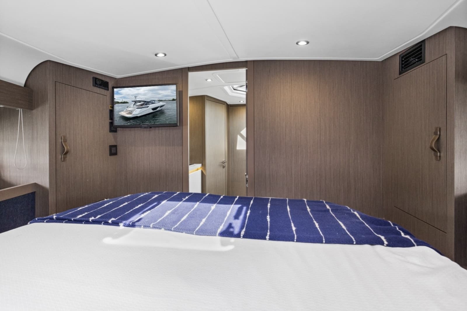 2022 Beneteau 41 Grand Turismo - Photo 11