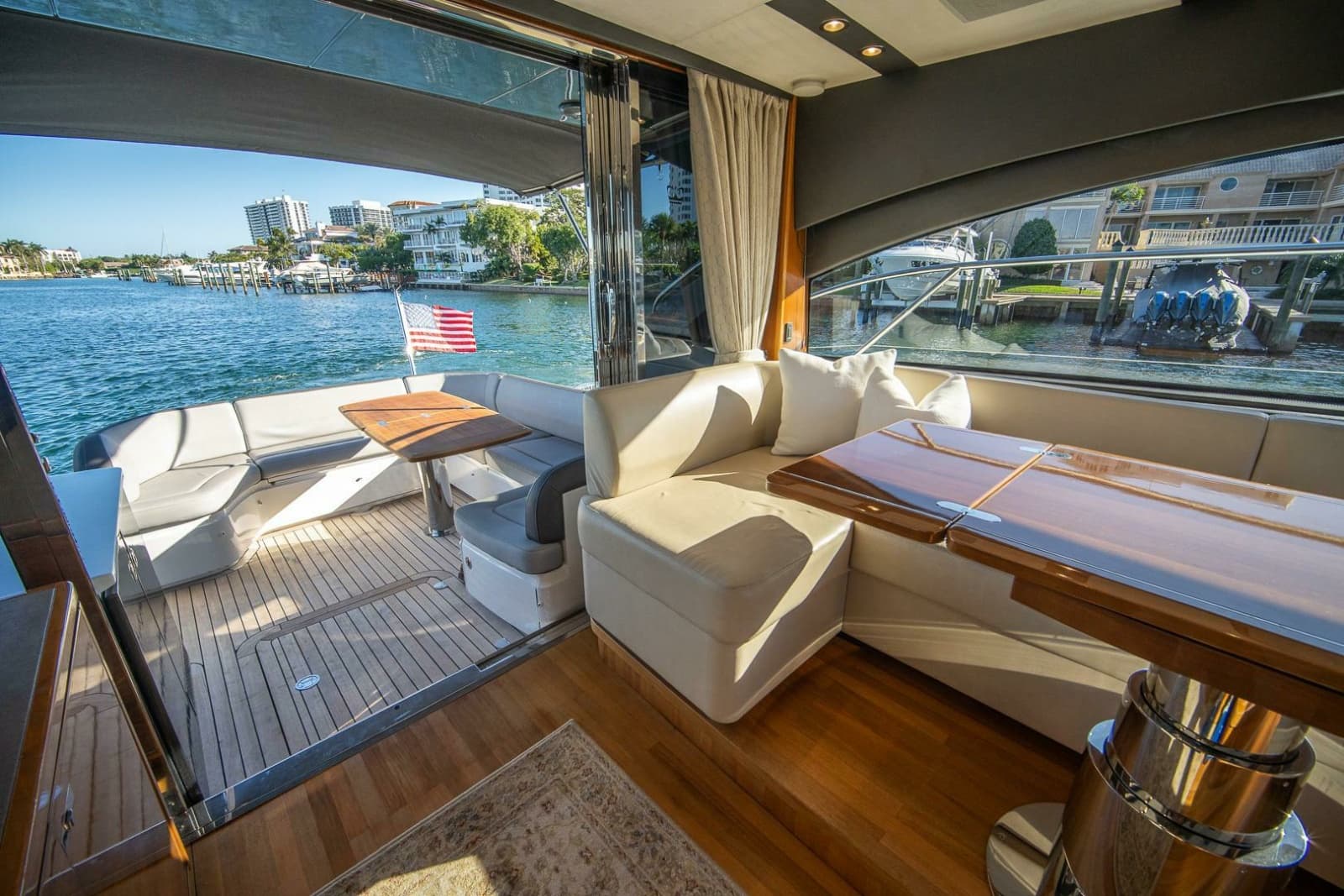 2016 Princess V48 - Photo 10