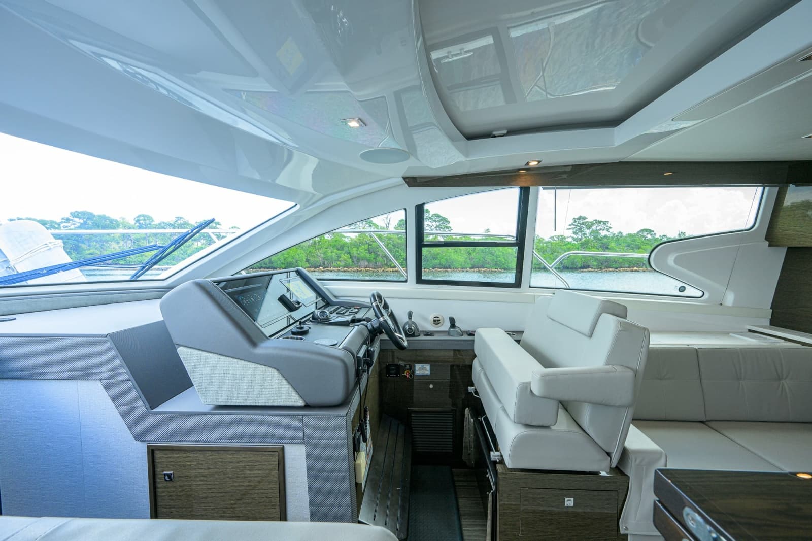 2020 Cruisers 46 Cantius - Photo 18