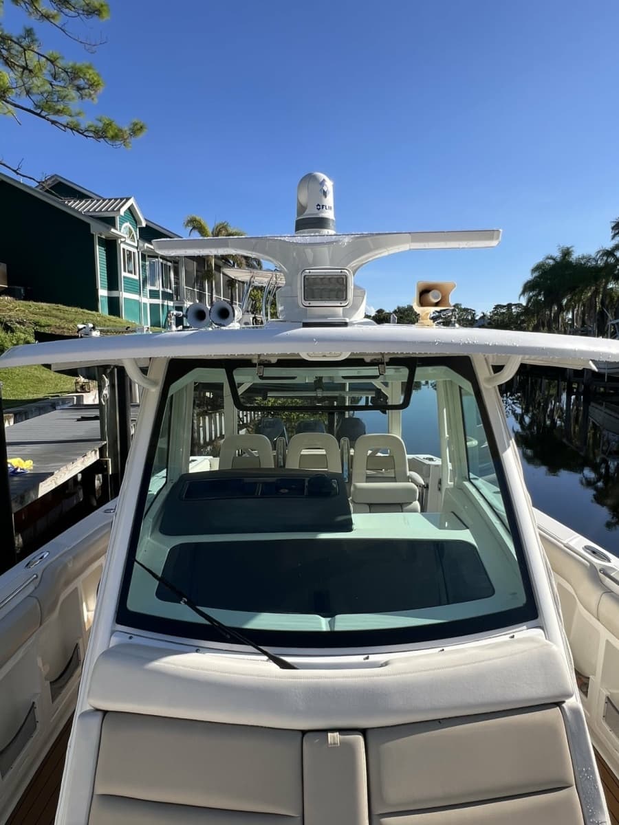 2017 Boston Whaler 380 Outrage - Photo 4