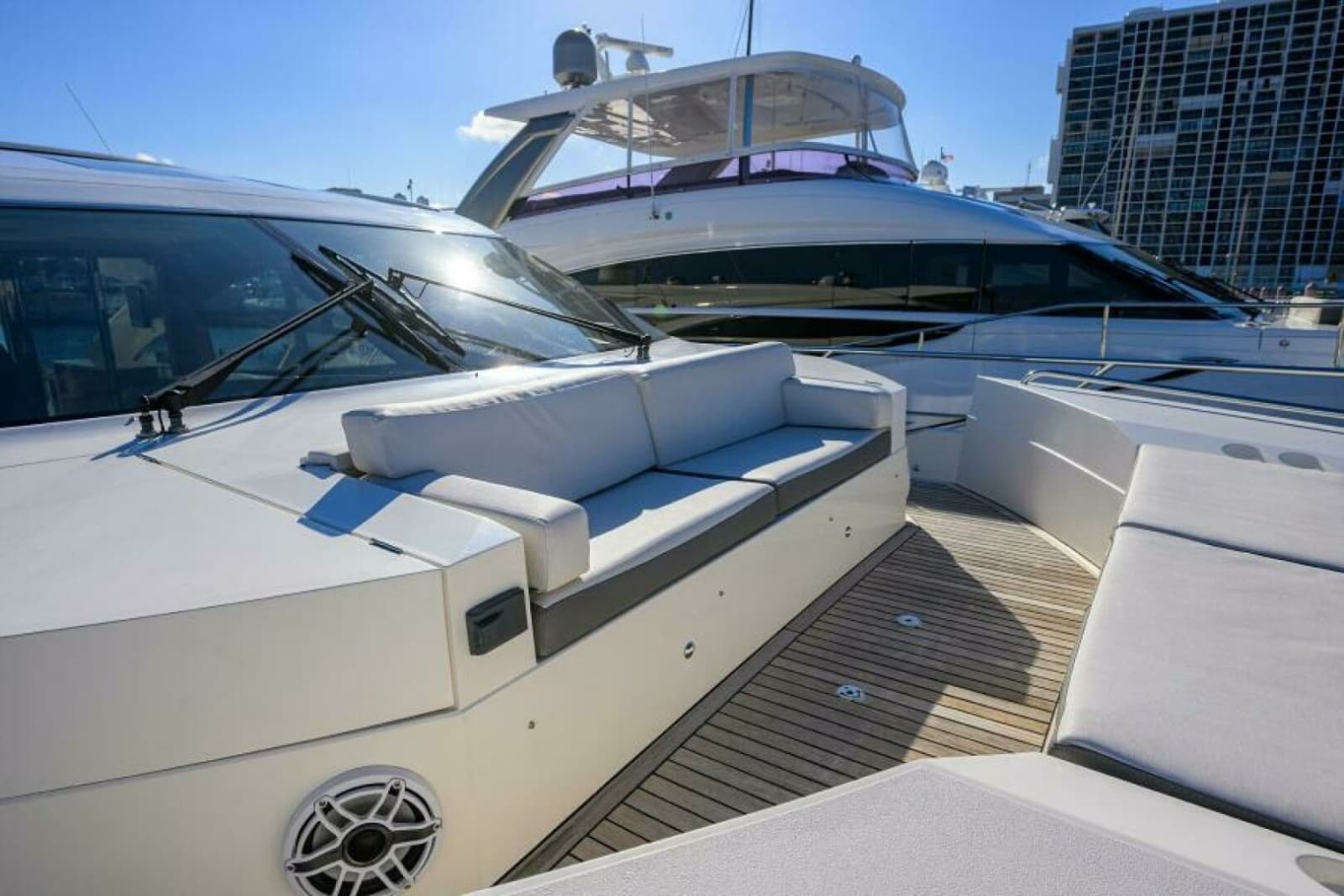 2013 Princess V72 Express Yacht - Photo 41