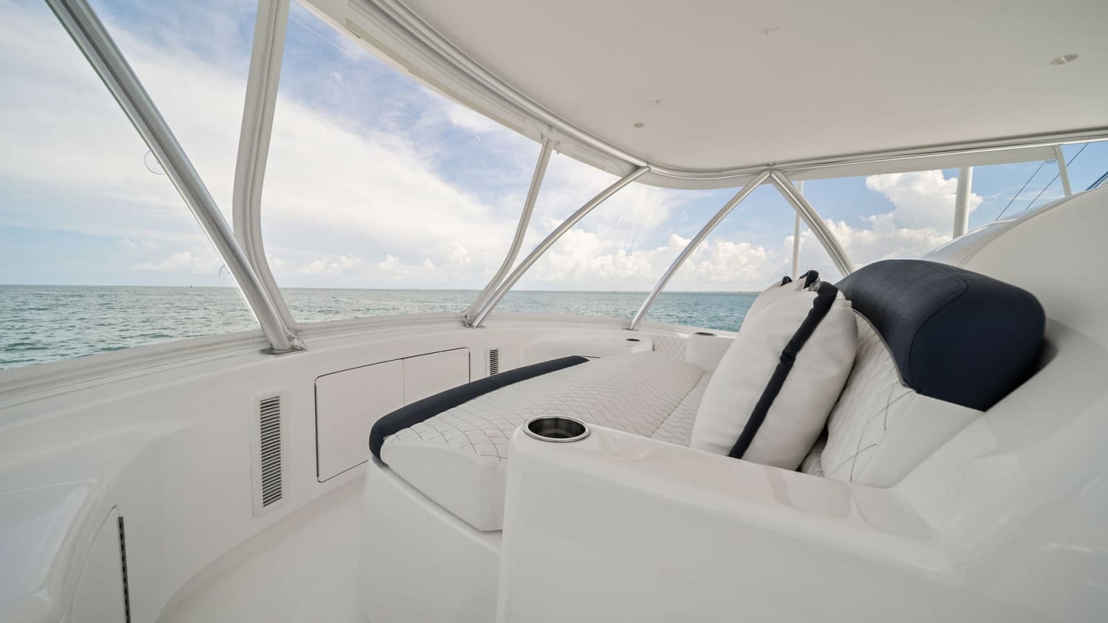 2024 Viking 64 Convertible - Photo 78