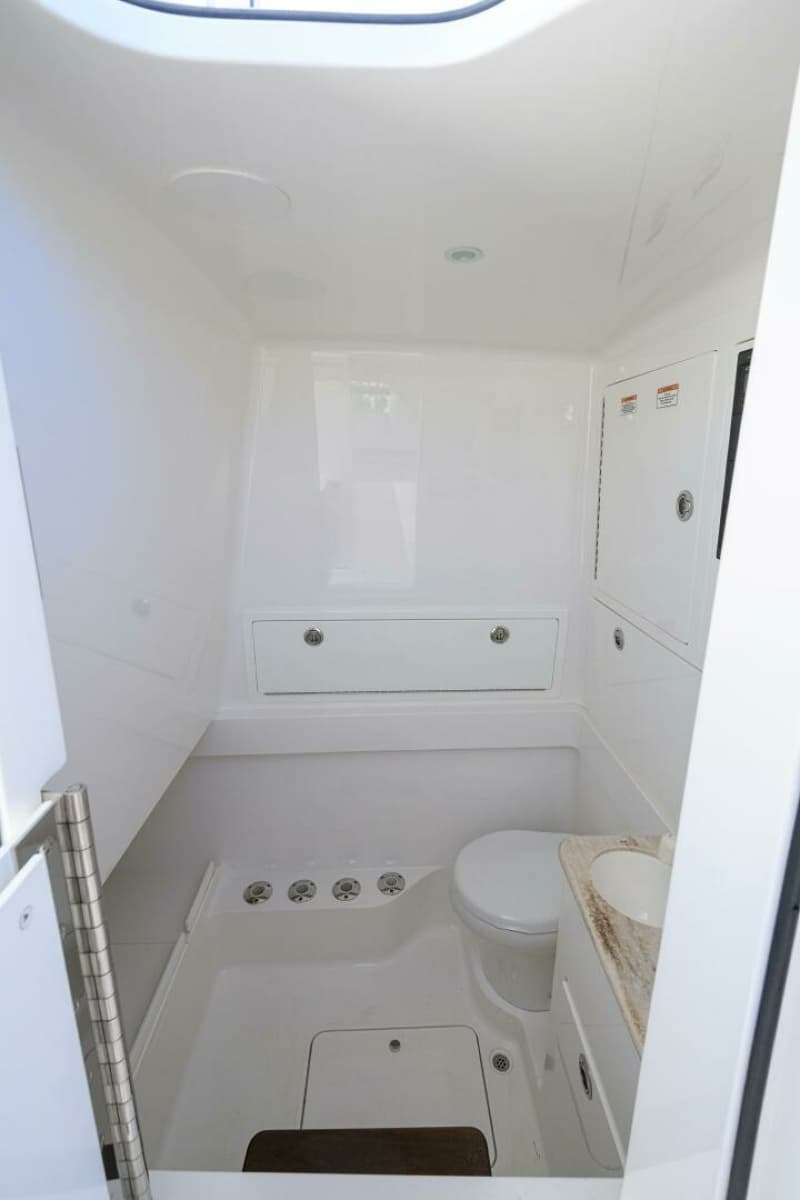2022 Valhalla Boatworks V-41 - Photo 24