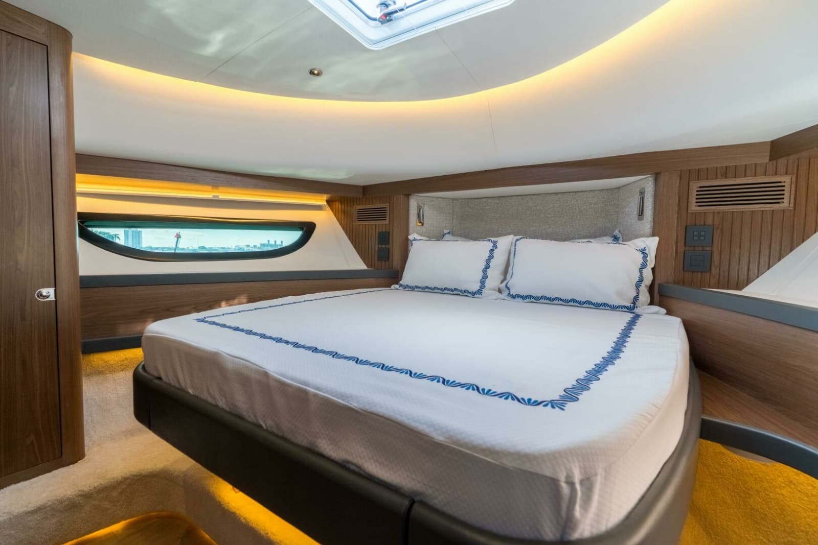 2026 ECLIPSE 505 Shadow - Photo 30