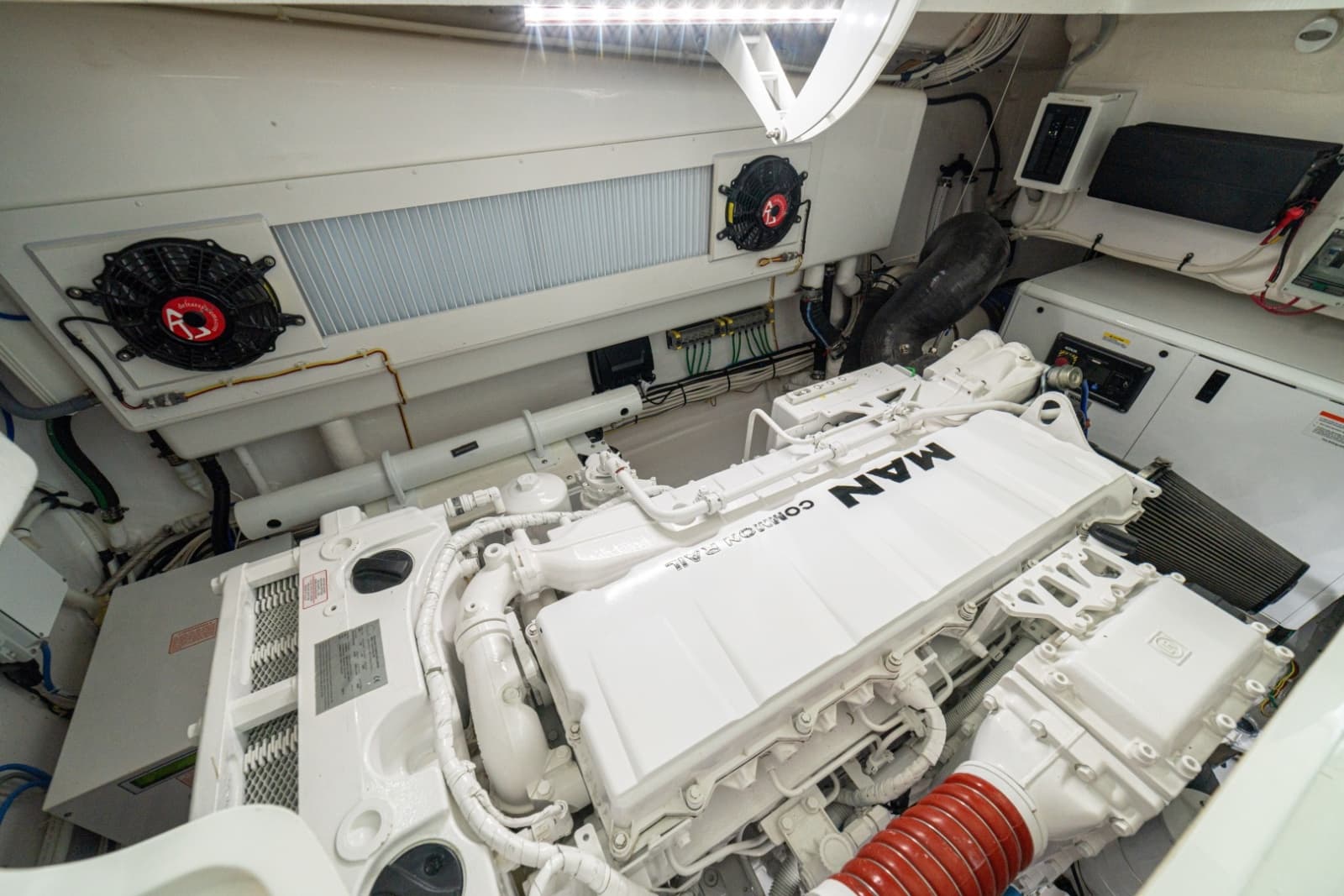 2023 Viking 46 Billfish - Photo 52