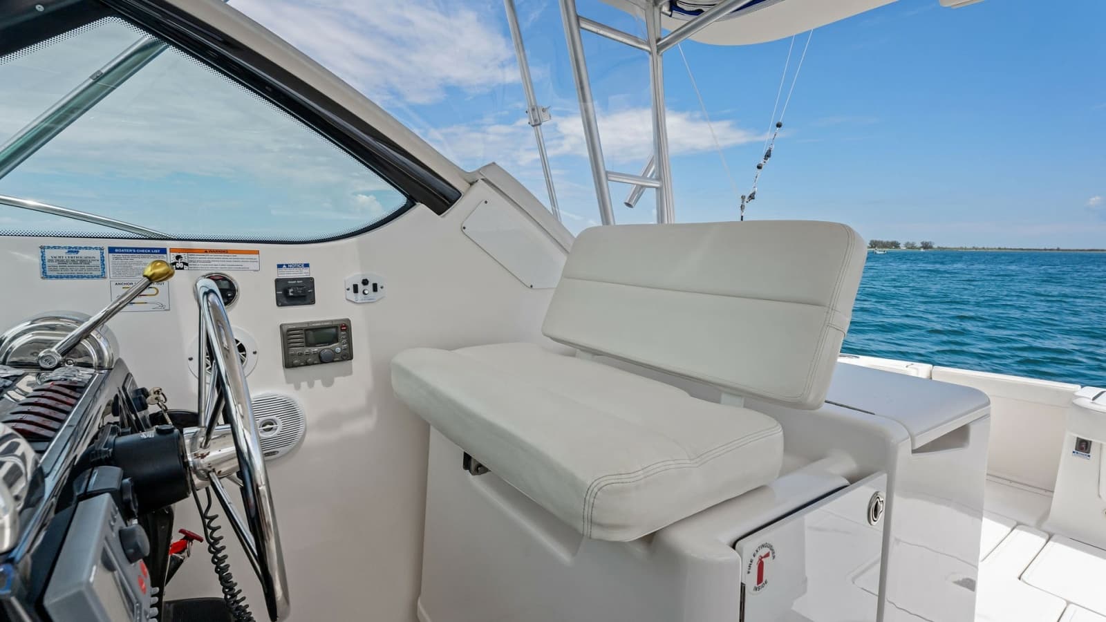 2007 Tiara Yachts 32 Open - Photo 33