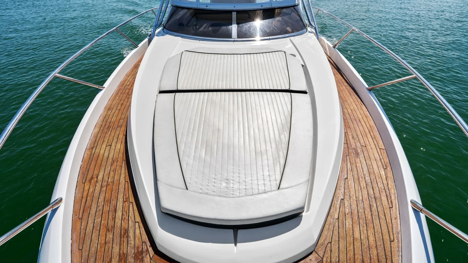 2005 Sunseeker 37 Sport Tower - Photo 3