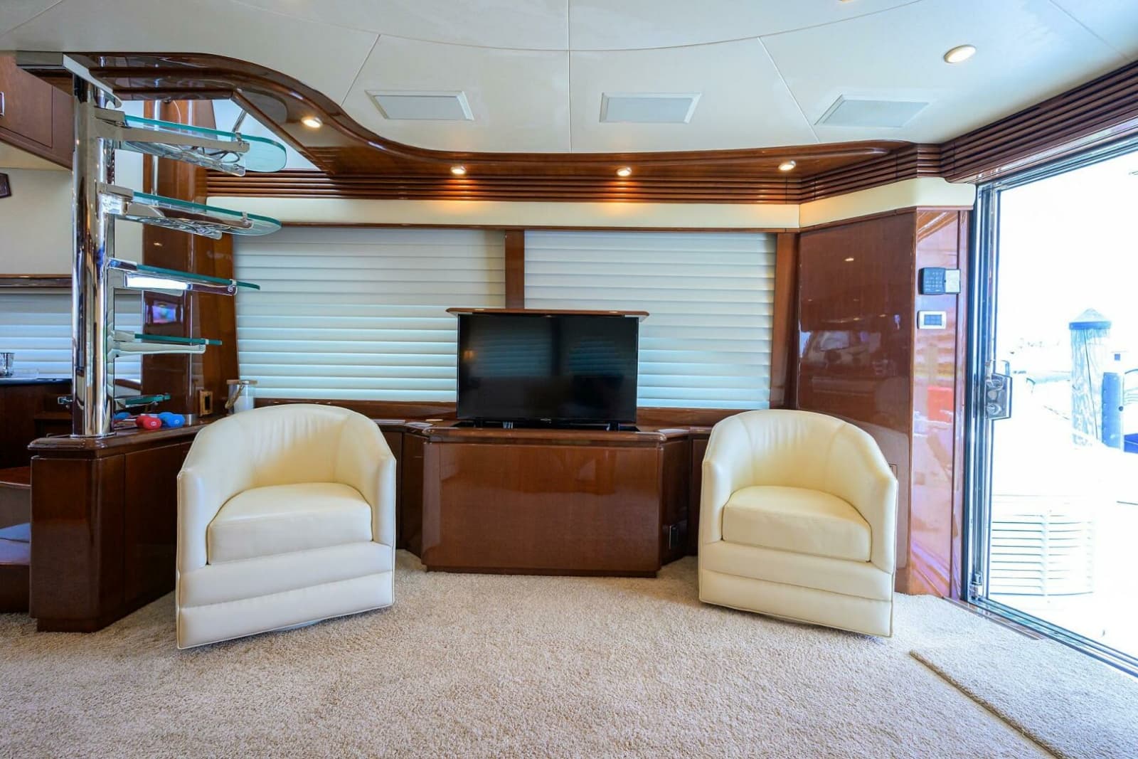 2005 Marquis 65 Motor Yacht - Photo 9