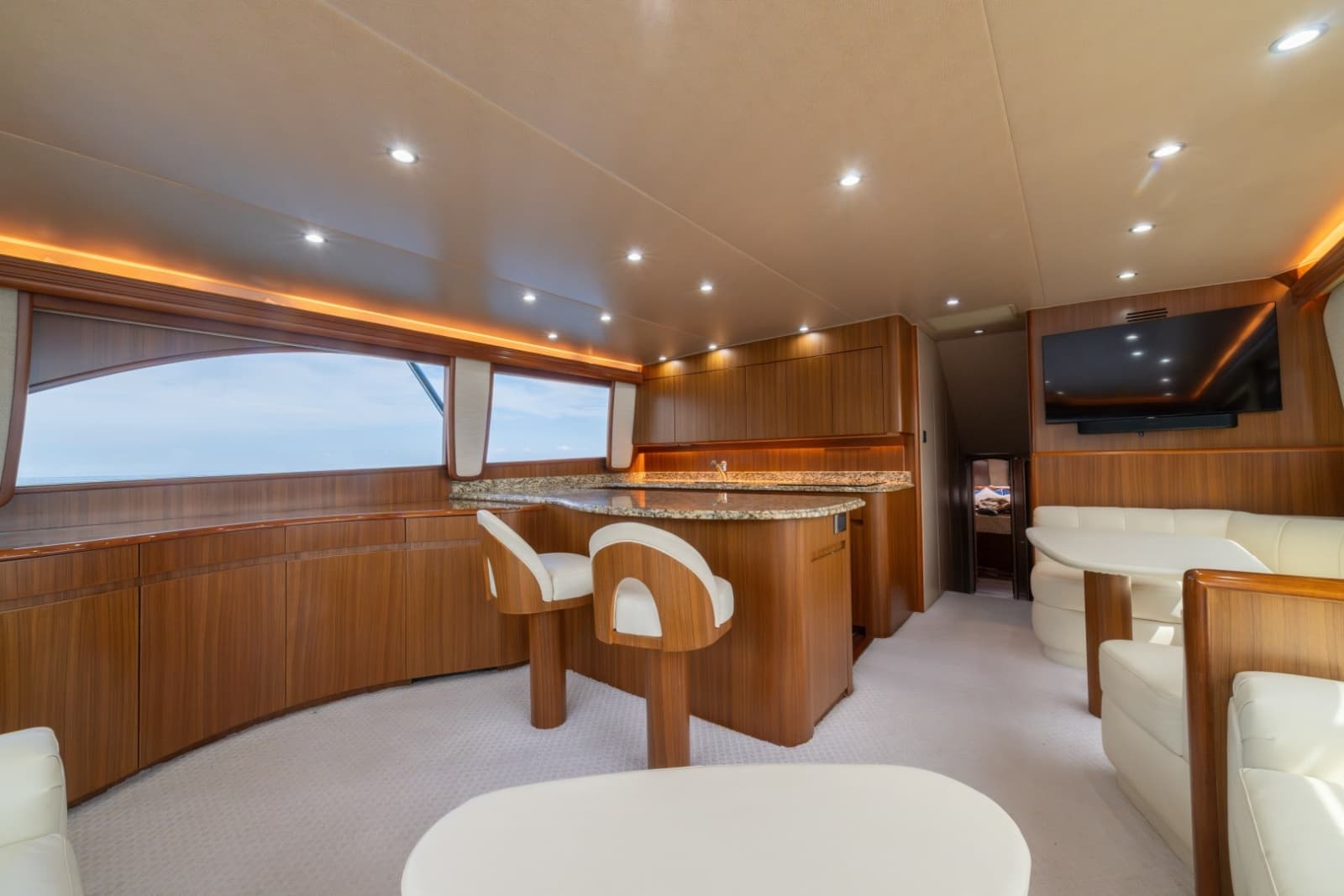 2012 Viking 60 Convertible - Photo 23