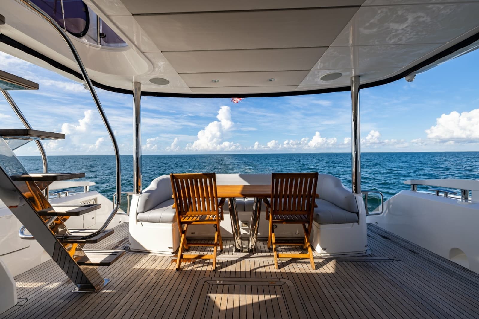 2022 Sunseeker Manhattan 68 - Photo 4