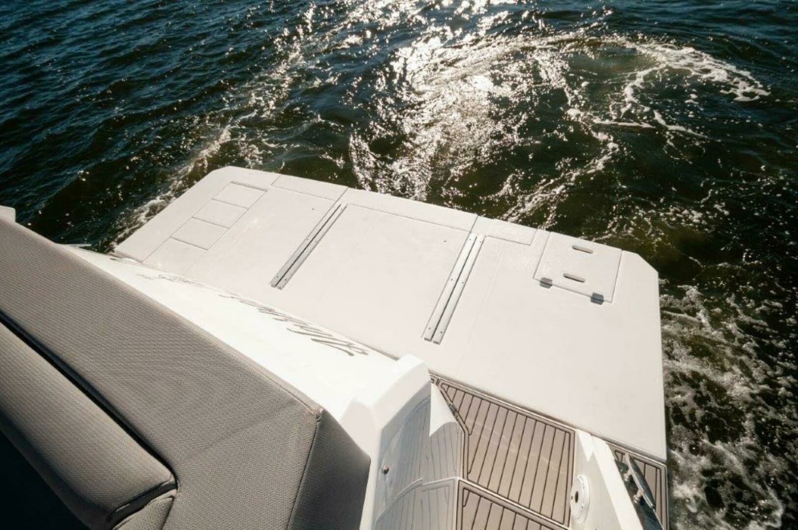 2020 Cruisers Yachts 60 Cantius - Photo 42