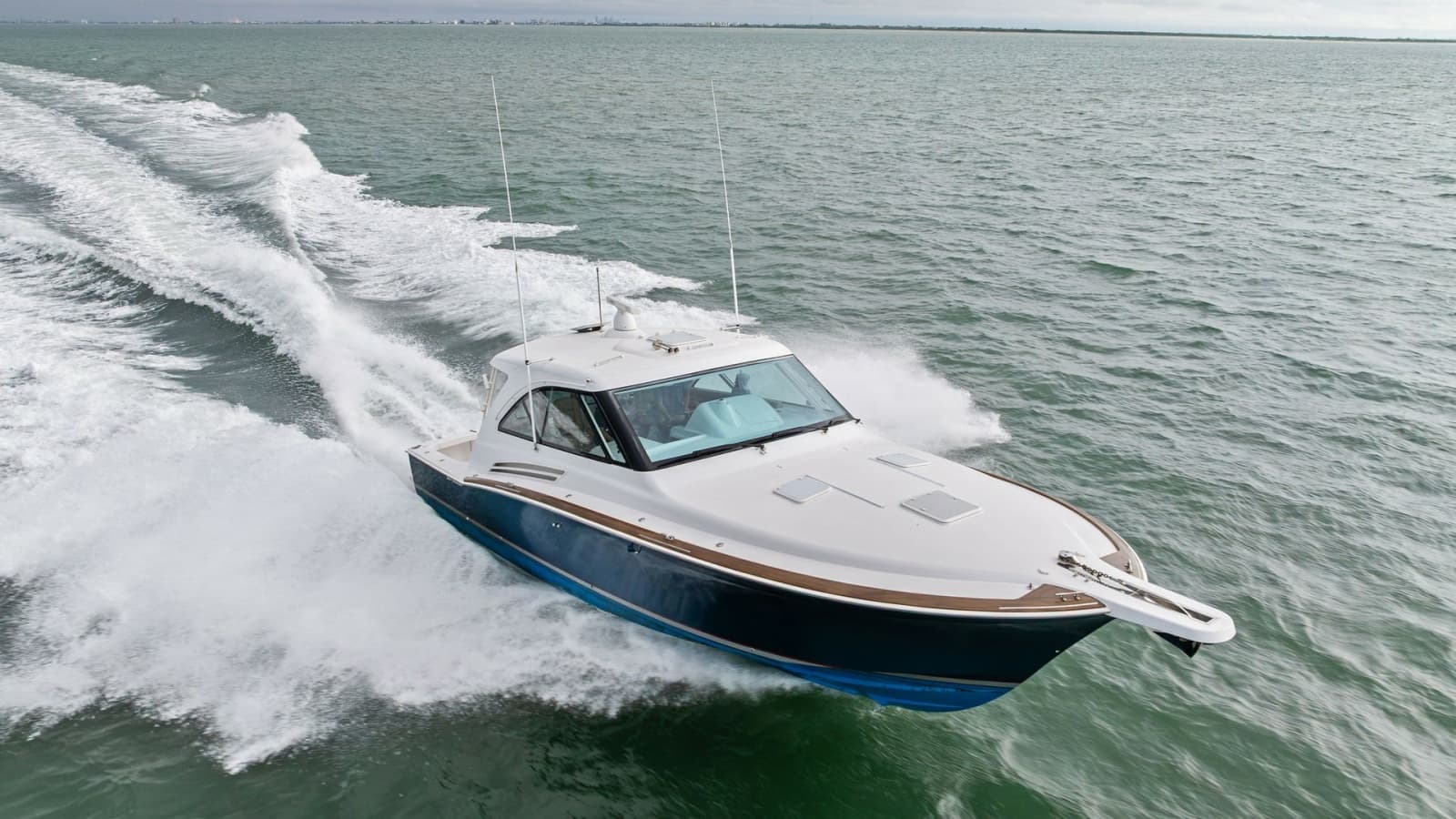 2017 Hatteras GT 45X - Photo 52