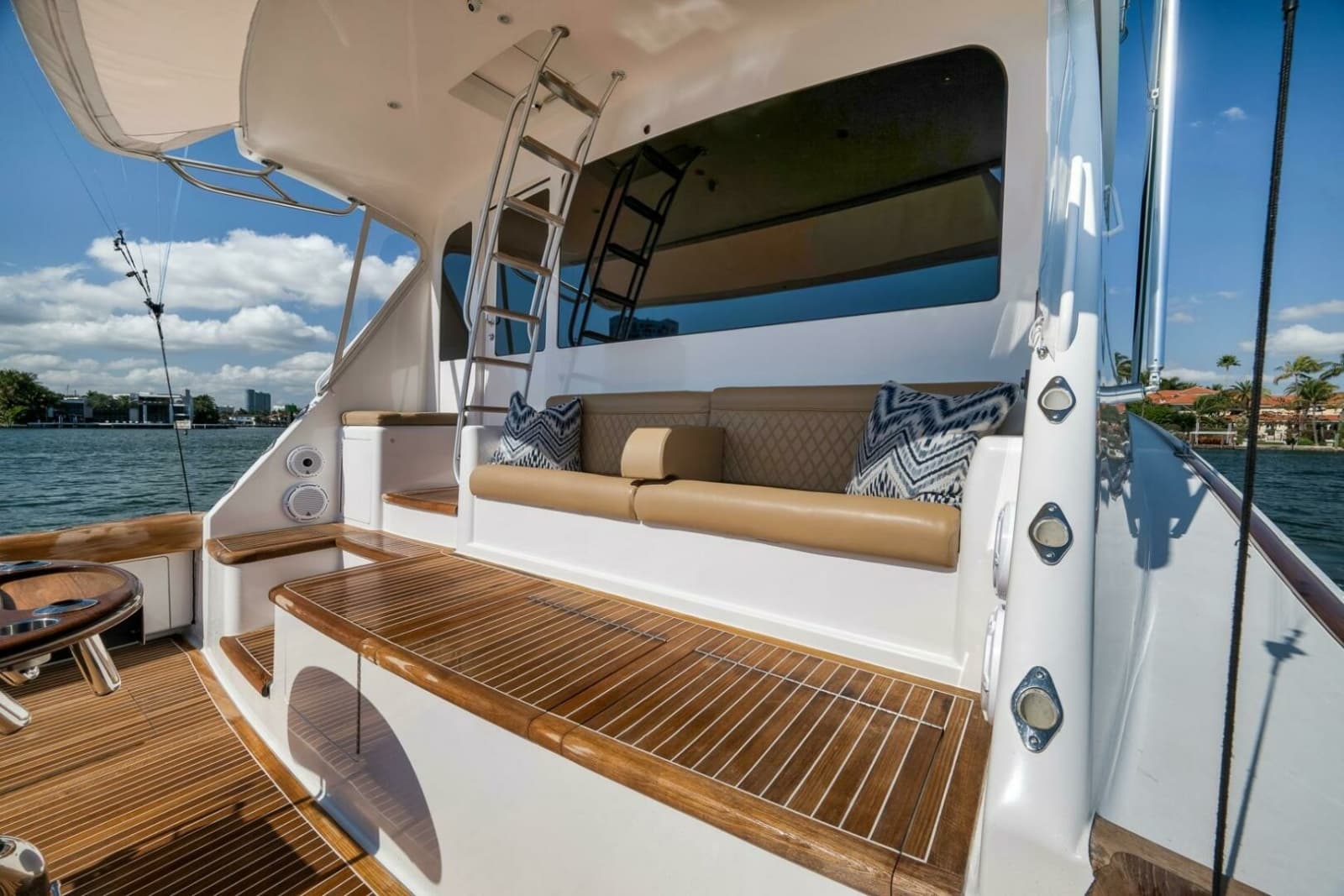 2011 Viking 76 Enclosed Bridge - Photo 117