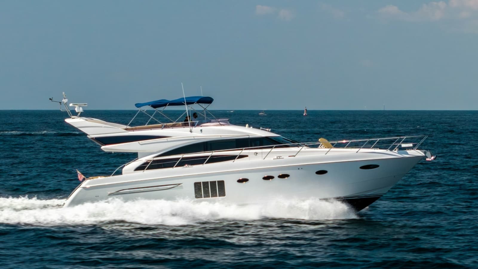 2011 Princess 64 - Photo 37