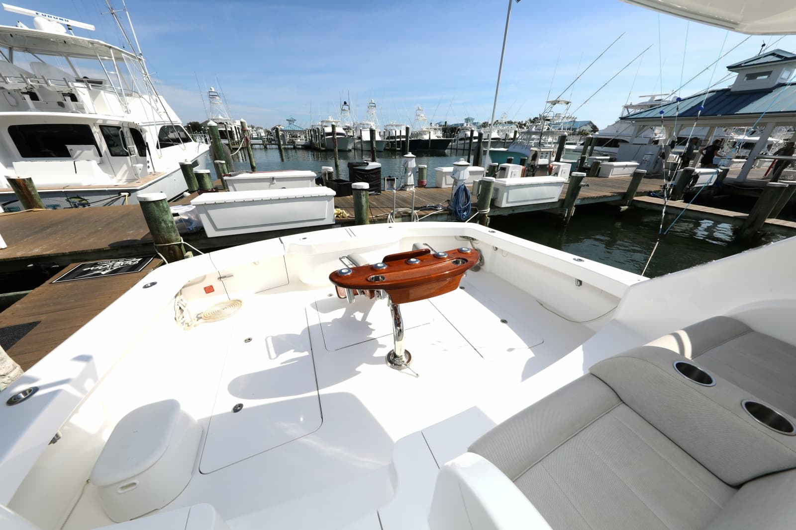 2023 Viking 54 Convertible - Photo 17