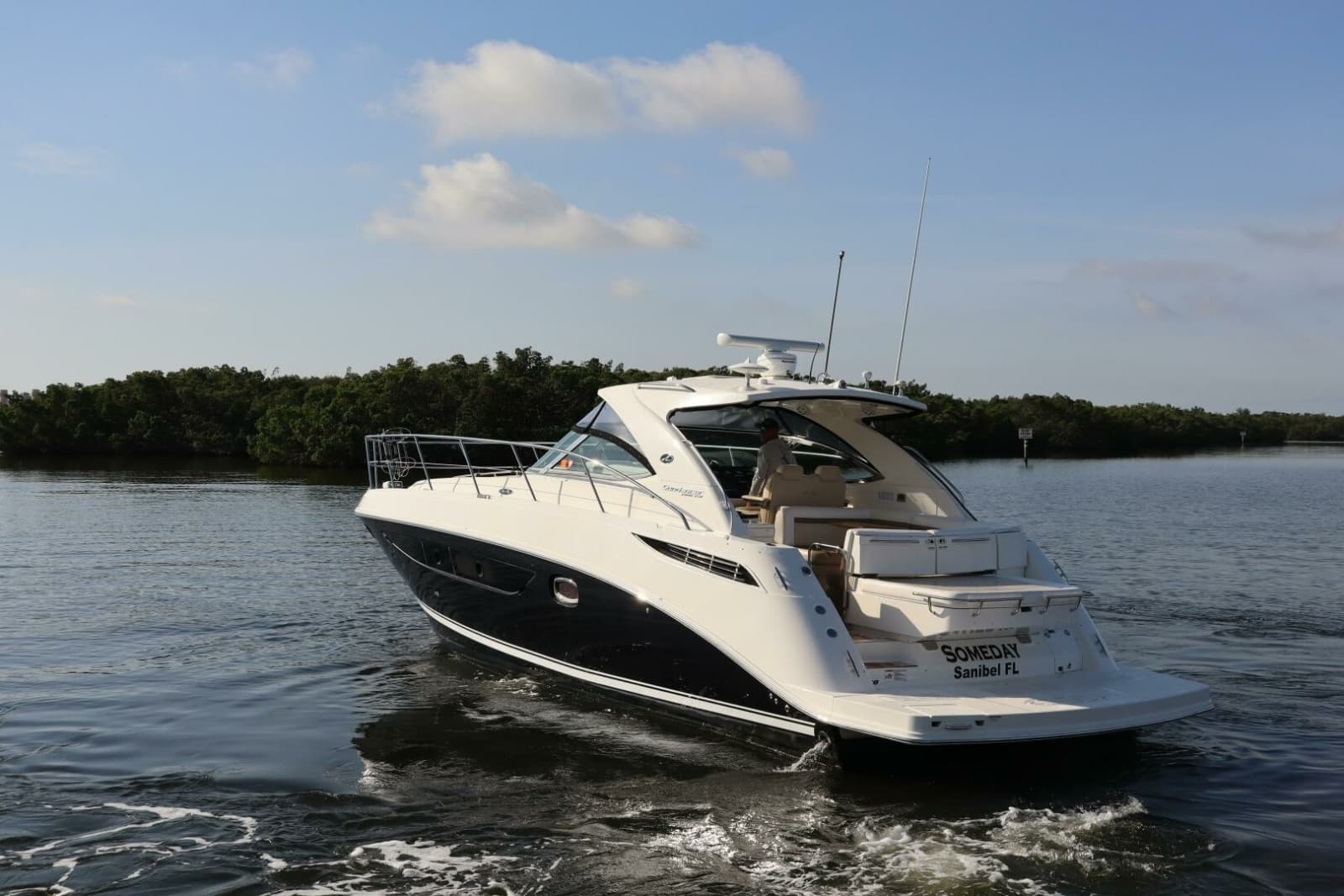 2015 Sea Ray 410 Sundancer - Photo 111