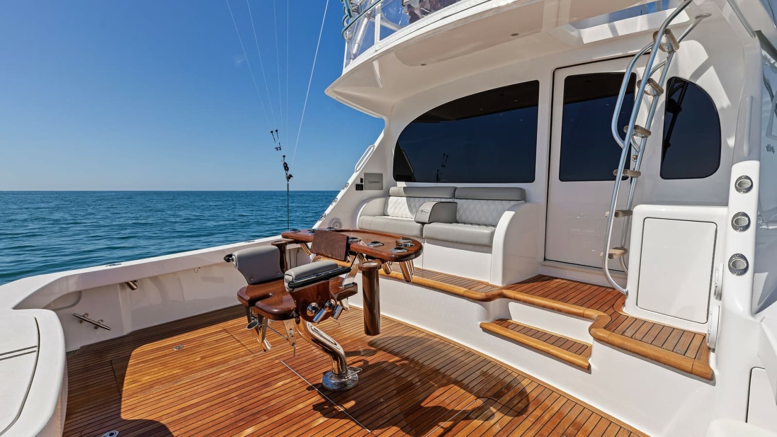 2024 Viking 54 Convertible - Photo 7