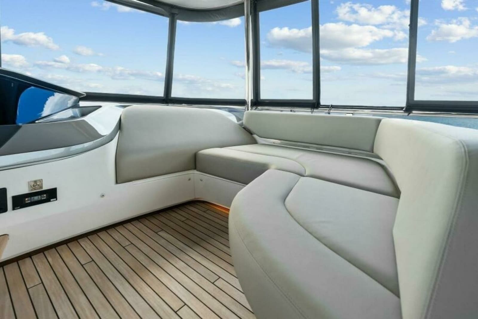 2024 Princess Y72 Motor Yacht - Photo 87