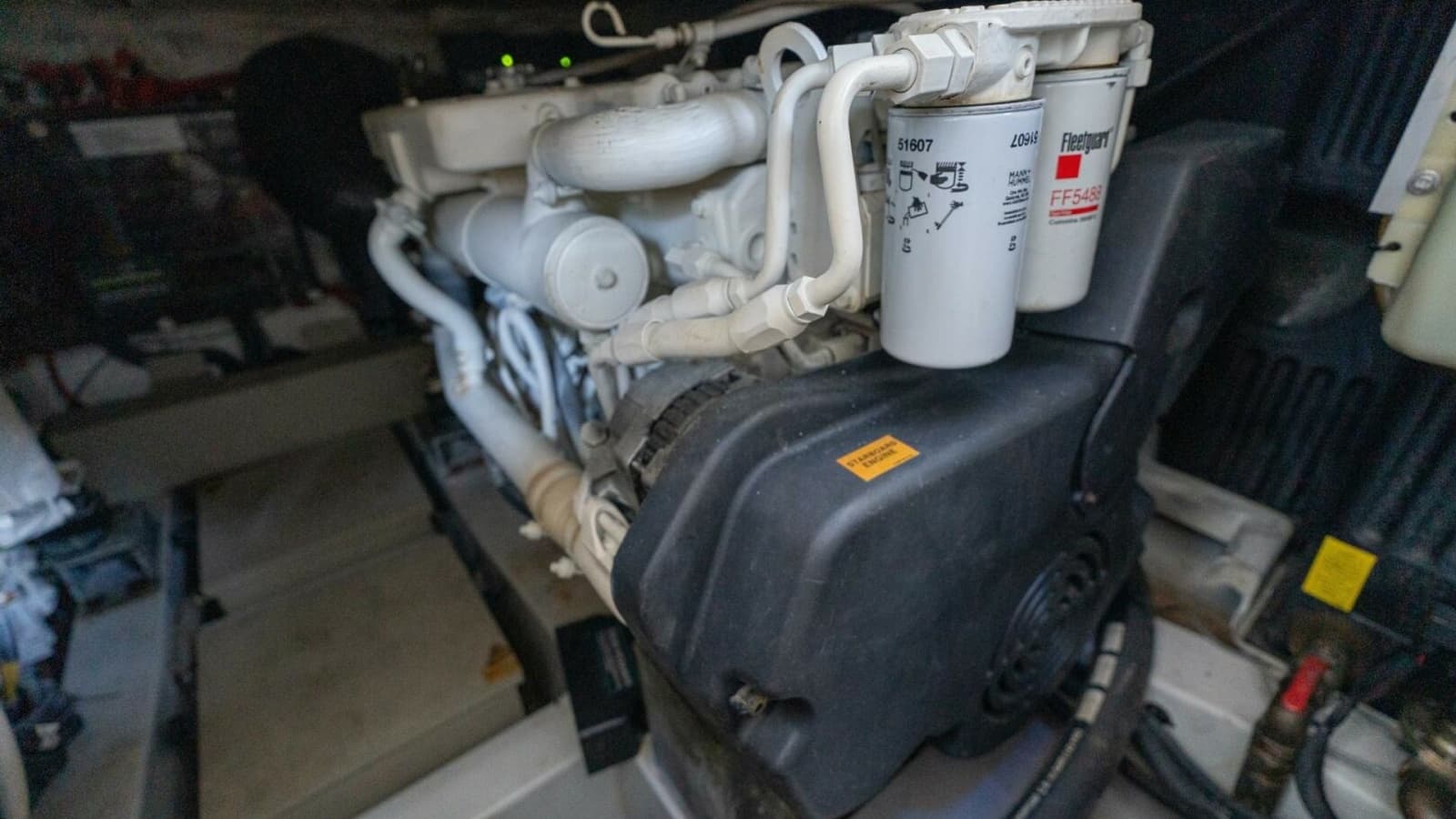 2013 Azimut 40 Flybridge - Photo 72