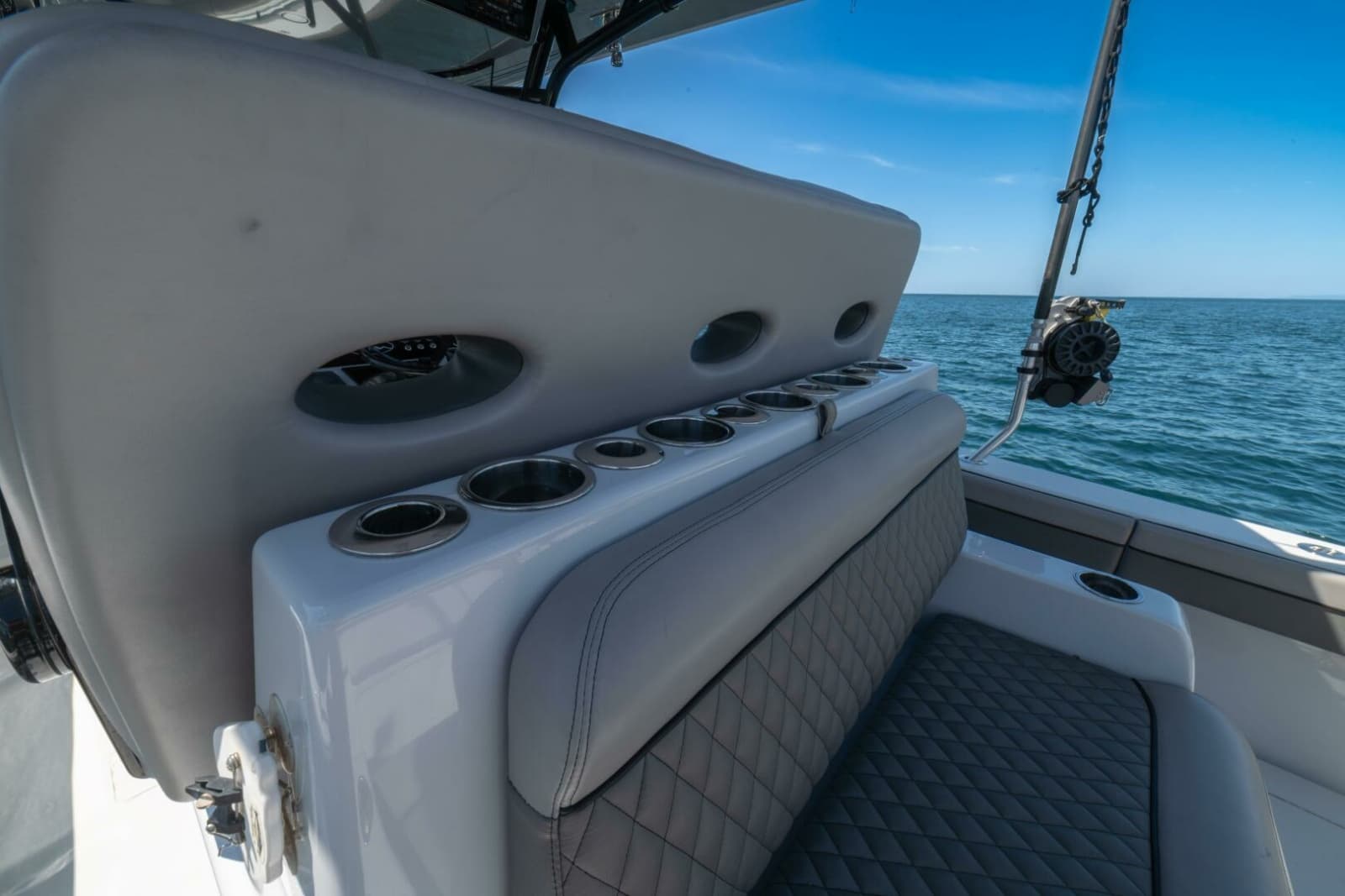 2021 Valhalla Boatworks V-37 - Photo 11
