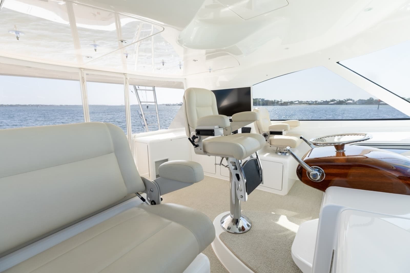 2018 Viking 52 Sport Tower - Photo 61