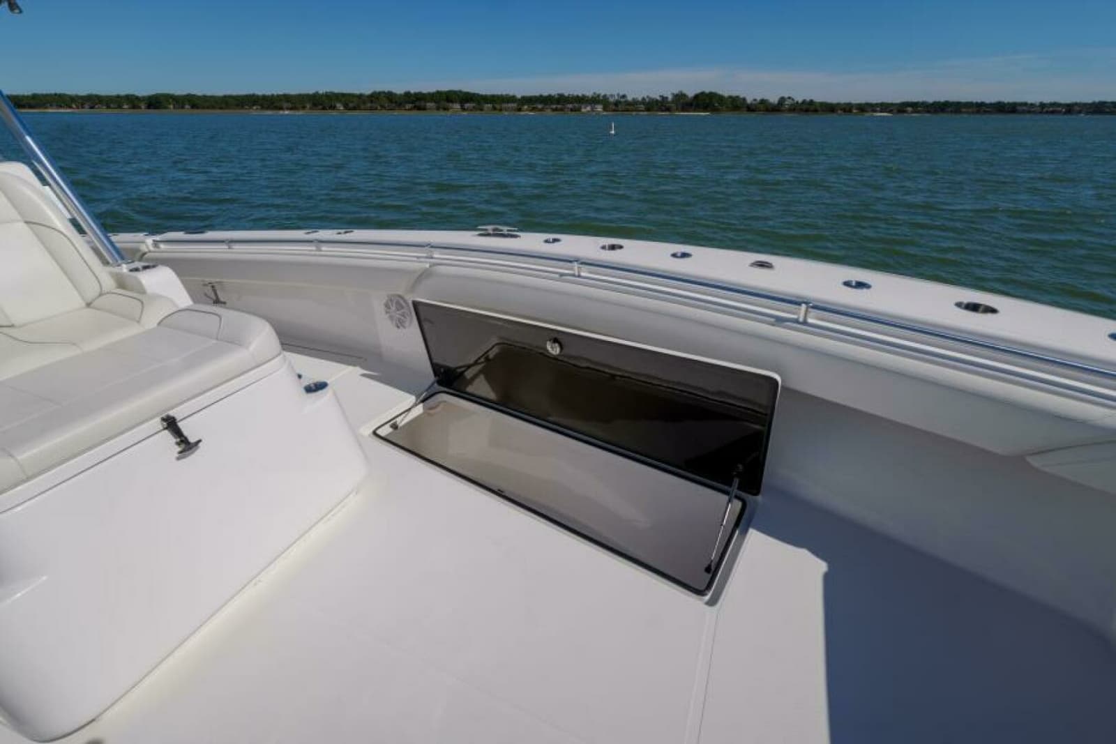 2023 SeaHunter 38 CTS - Photo 19