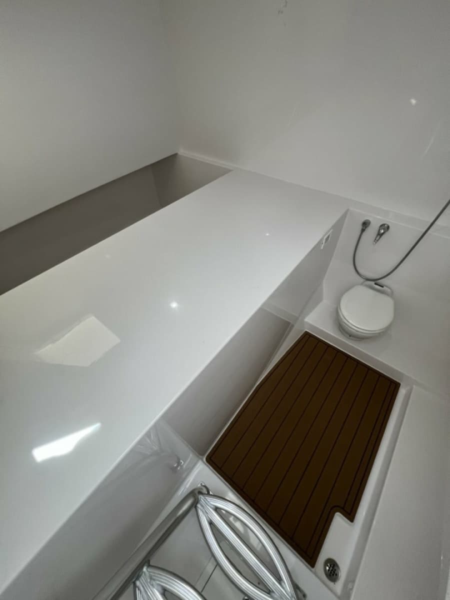 2023 Custom 53 Queen/Smith Custom Boat - Photo 37