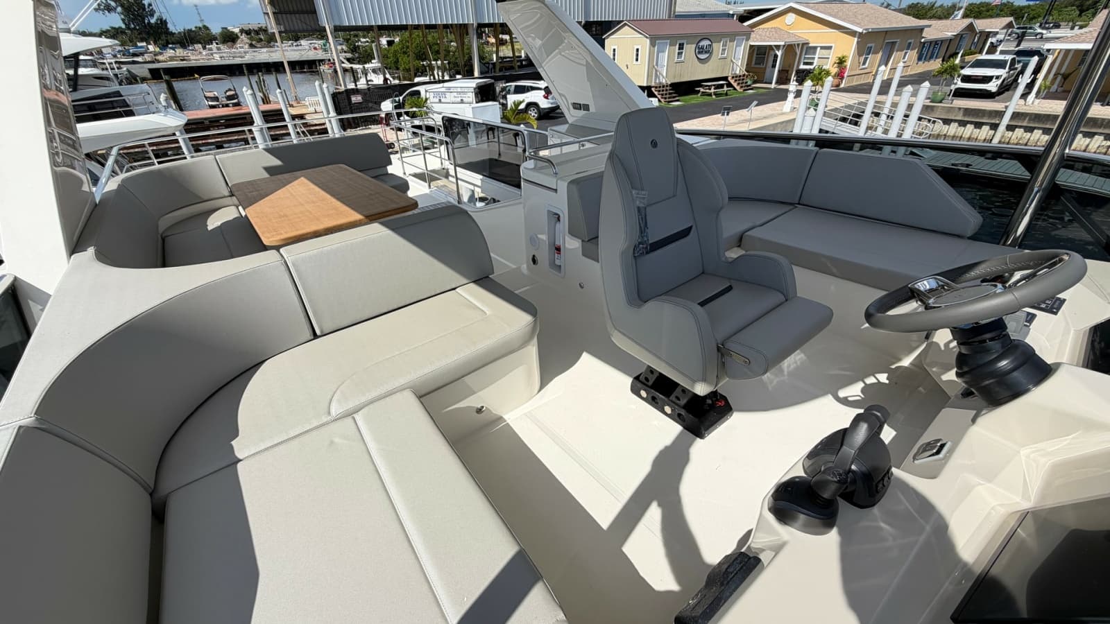 2026 Absolute Navetta 58 - Photo 39