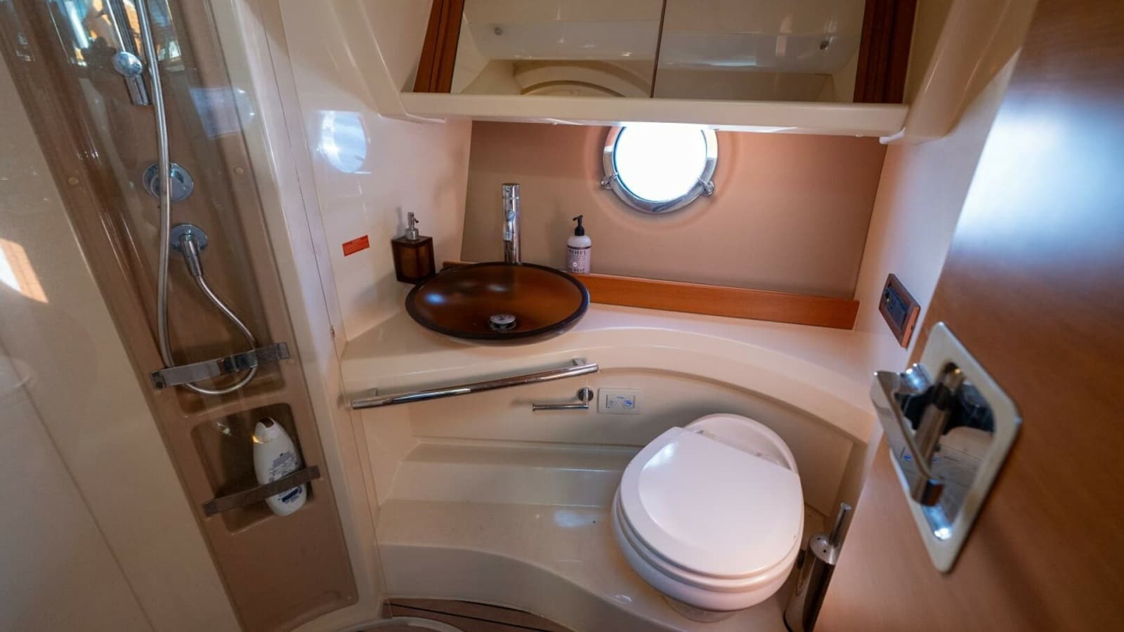 2013 Azimut 40 Flybridge - Photo 35